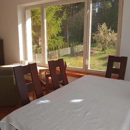 Nad Jeziorem Hébergement de vacances Korzybie